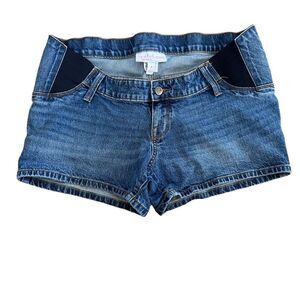 Isabel ~ Maternity midi Short denim shorts ~ side panel ~ 3.5” inseam ~ size 6